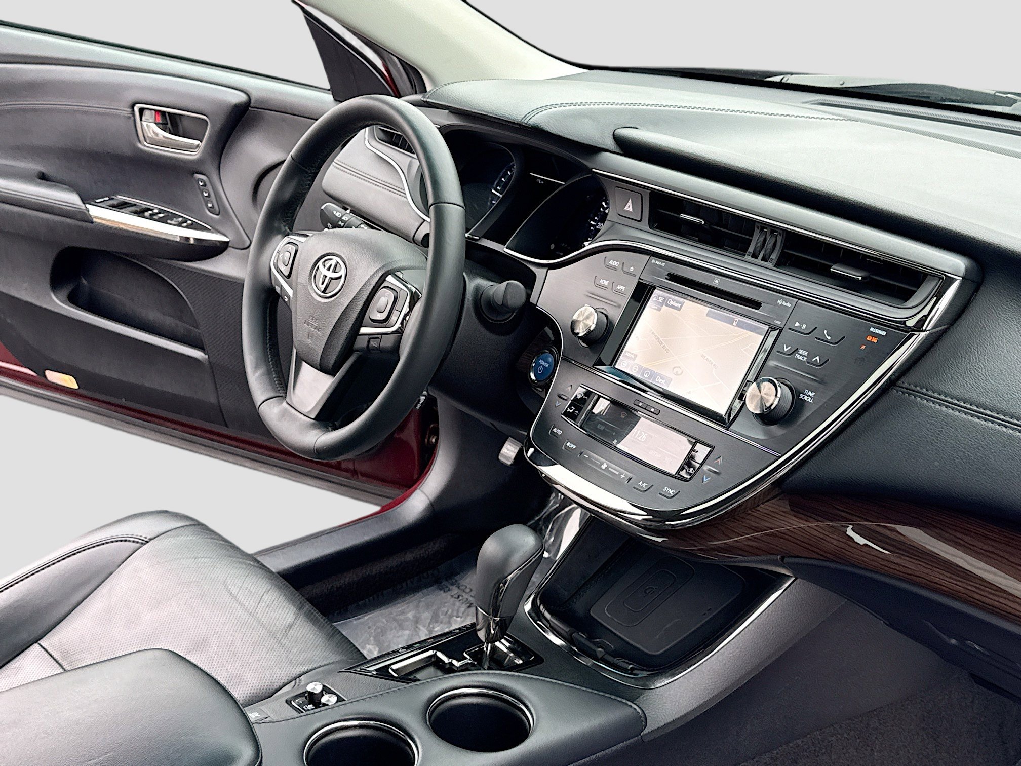 Used 2015 Toyota Avalon Limited image 5