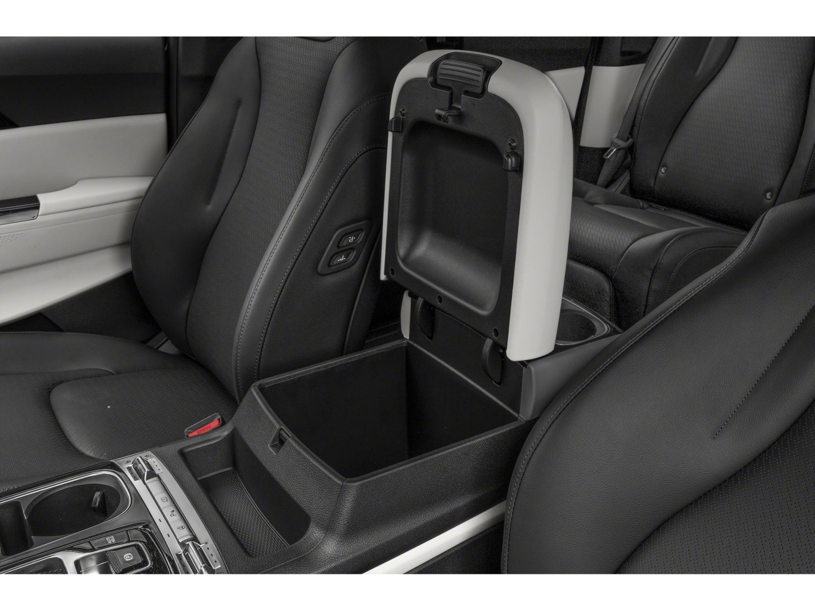 Used 2024 Kia Carnival SX Prestige FWD image 9