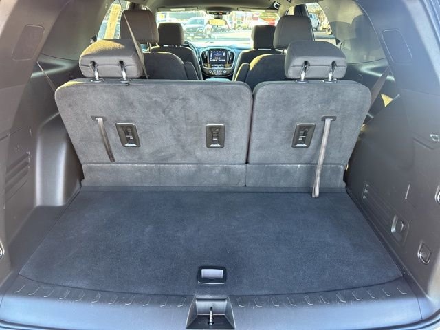 Used 2023 Chevrolet Traverse LT image 29
