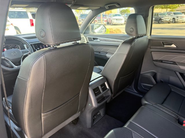 Used 2023 Volkswagen Atlas Cross Sport SE FWD image 27