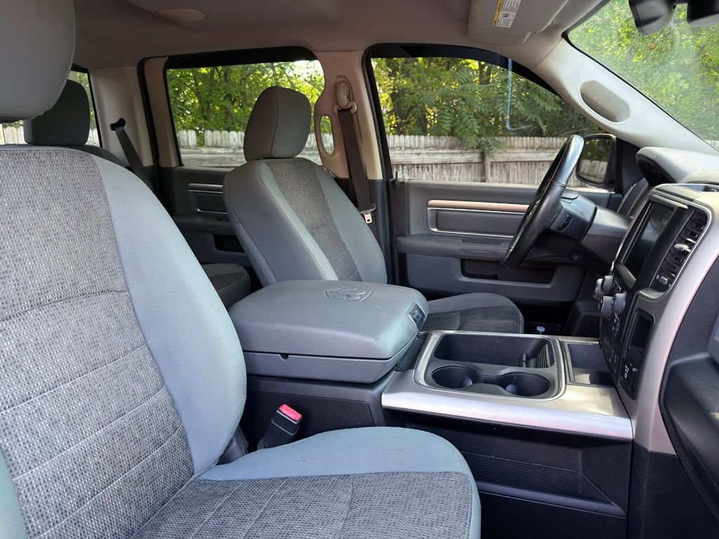 Used 2017 RAM 1500 Big Horn AWD/4WD image 30