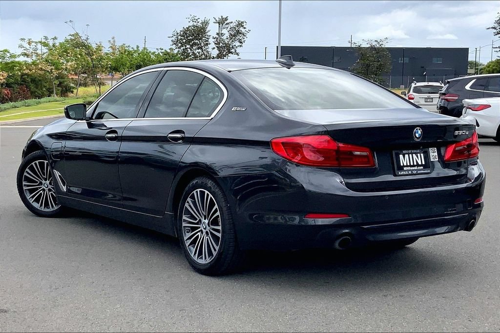 Used 2018 BMW 530e RWD image 10