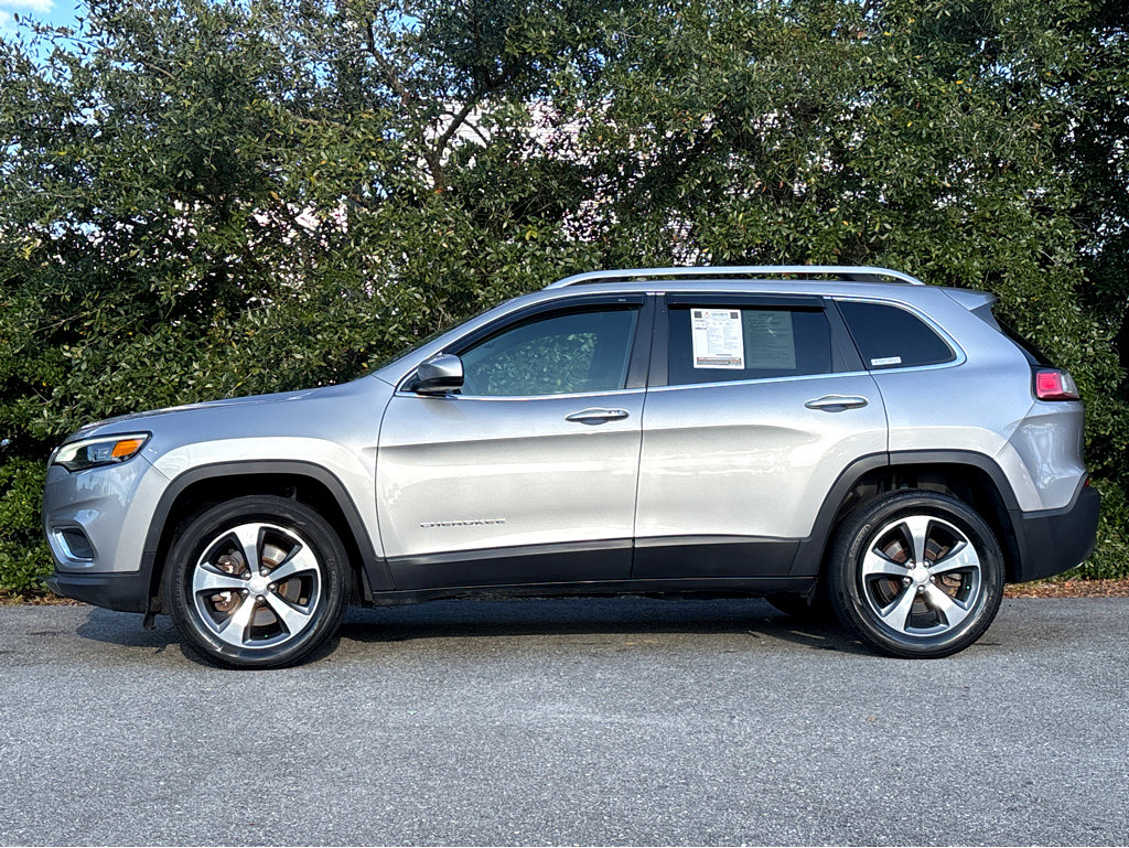 Used 2020 Jeep Cherokee Limited image 24
