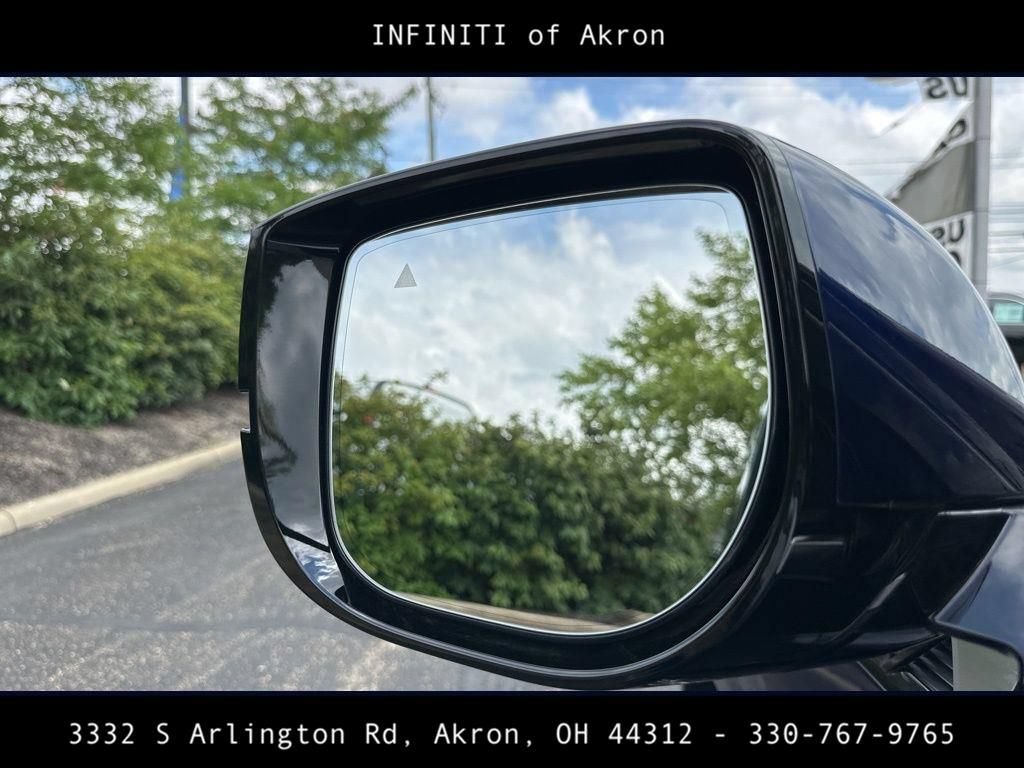 Certified 2025 INFINITI QX80 Sensory AWD/4WD image 4
