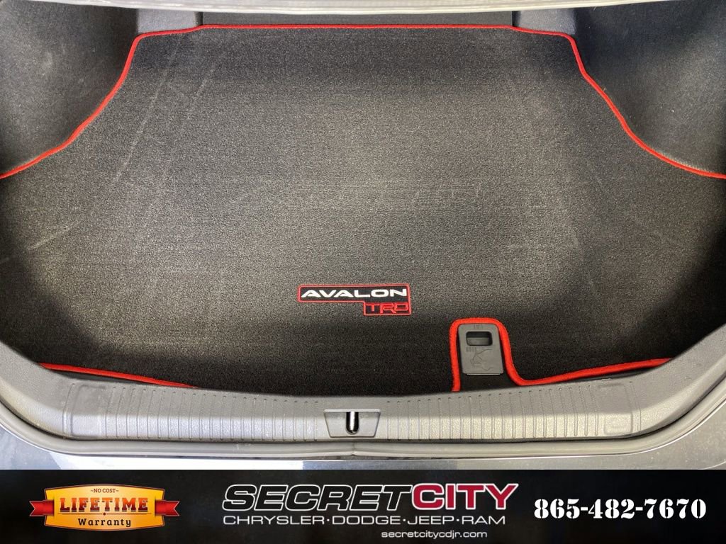 Used 2021 Toyota Avalon TRD image 27