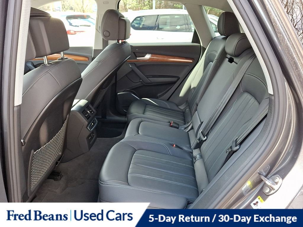 Used 2022 Audi Q5 2.0T Premium image 11