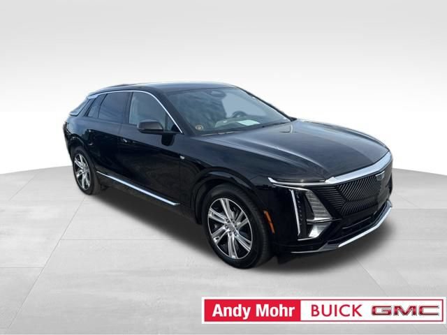 Used 2024 Cadillac Lyriq Tech w/ LPO, Floor Liner Package AWD/4WD image 4