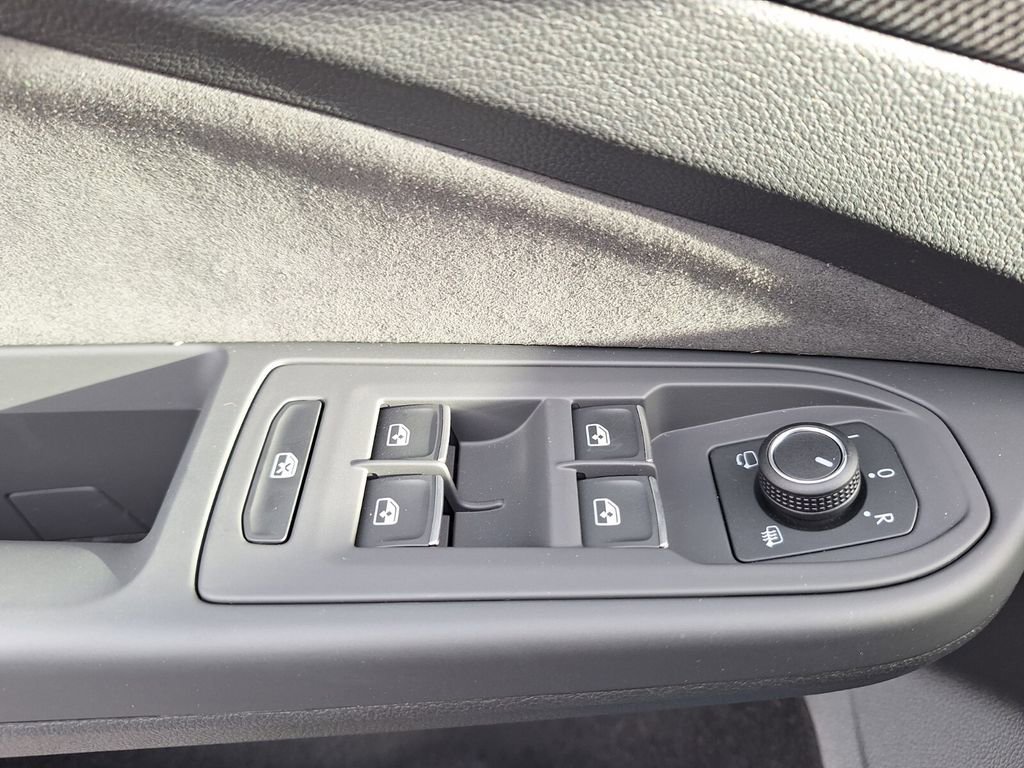 New 2026 Volkswagen GTI SE image 19