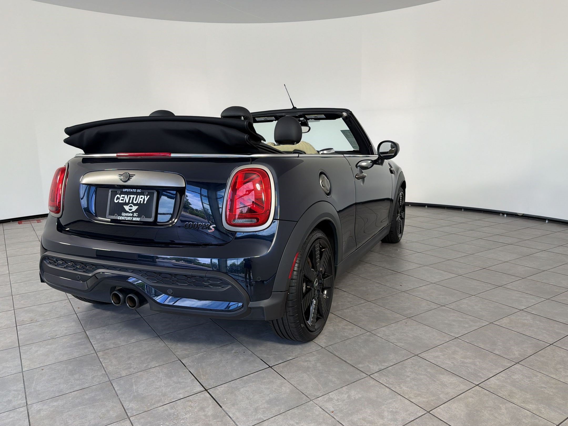 Used 2024 MINI Cooper S w/ MINI Resolute Edition FWD image 9