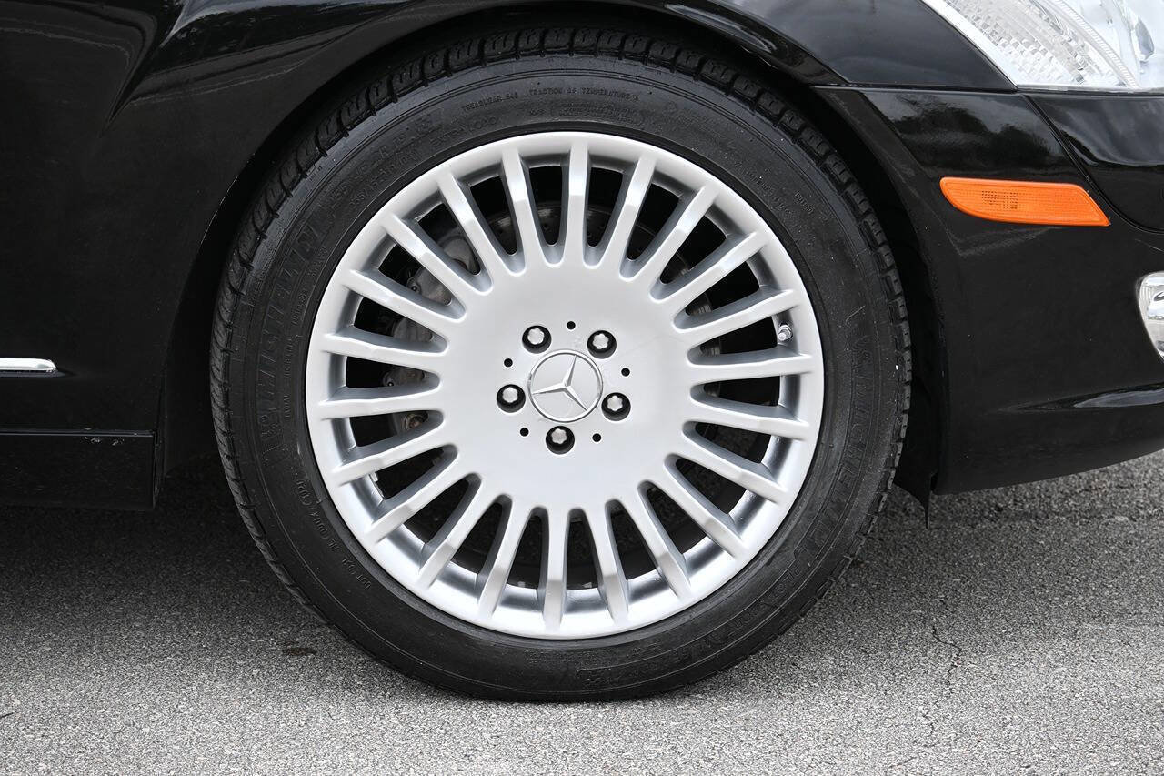 Used 2007 Mercedes-Benz S 550 image 32