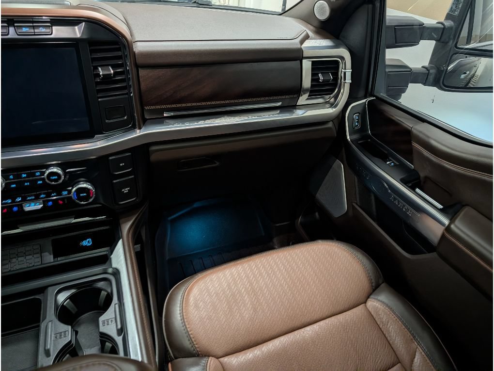 Used 2024 Ford F250 King Ranch w/ Chrome Package AWD/4WD image 14