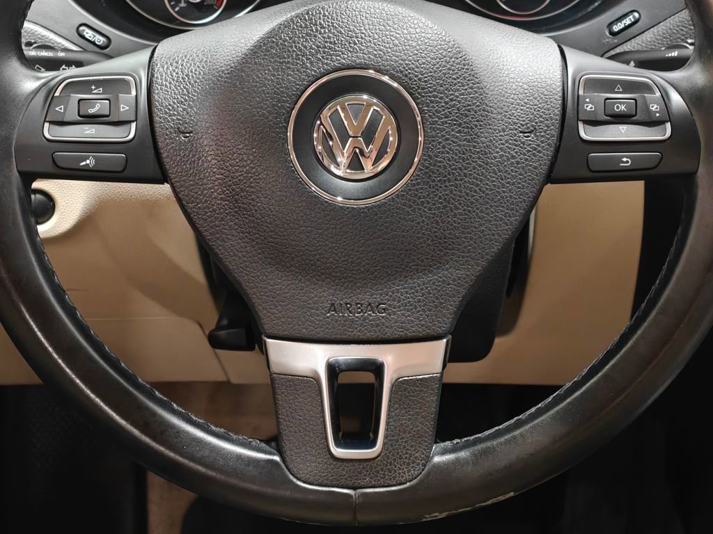 Used 2013 Volkswagen Jetta Hybrid Sedan FWD image 5