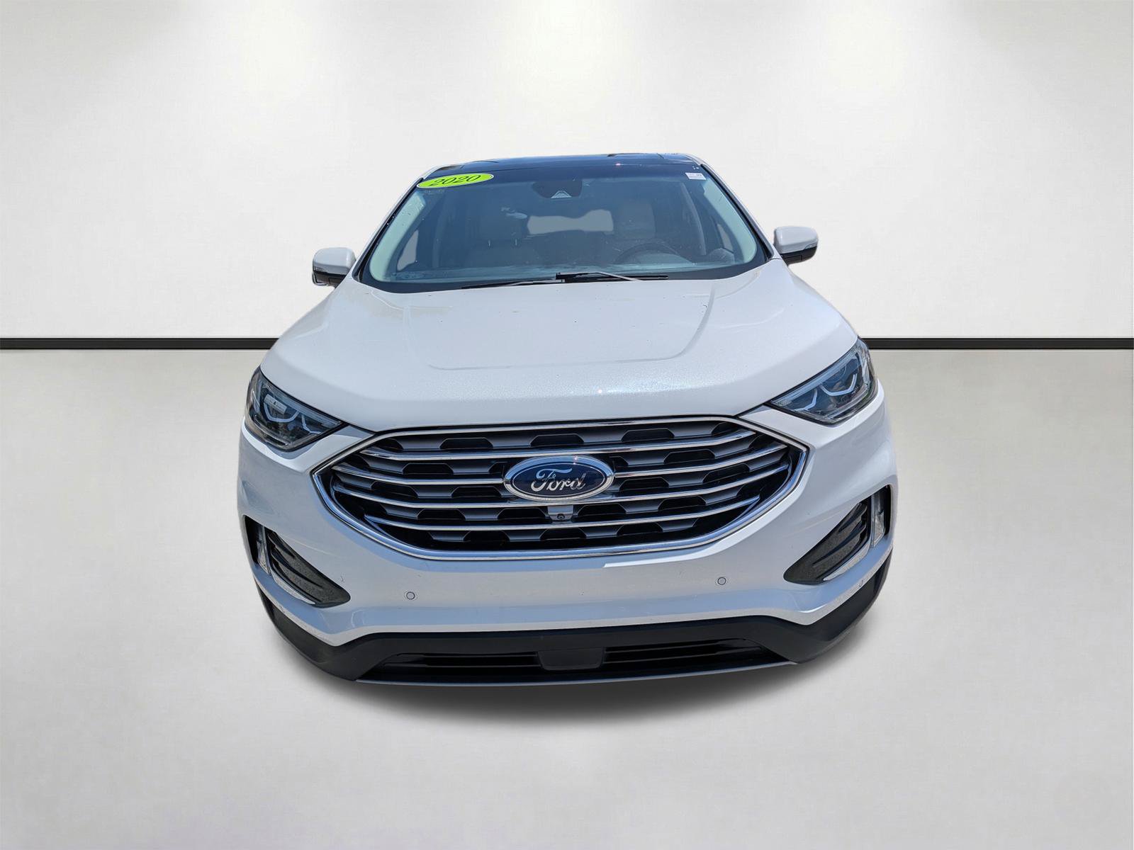 Used 2020 Ford Edge Titanium w/ Equipment Group 301A AWD/4WD image 9