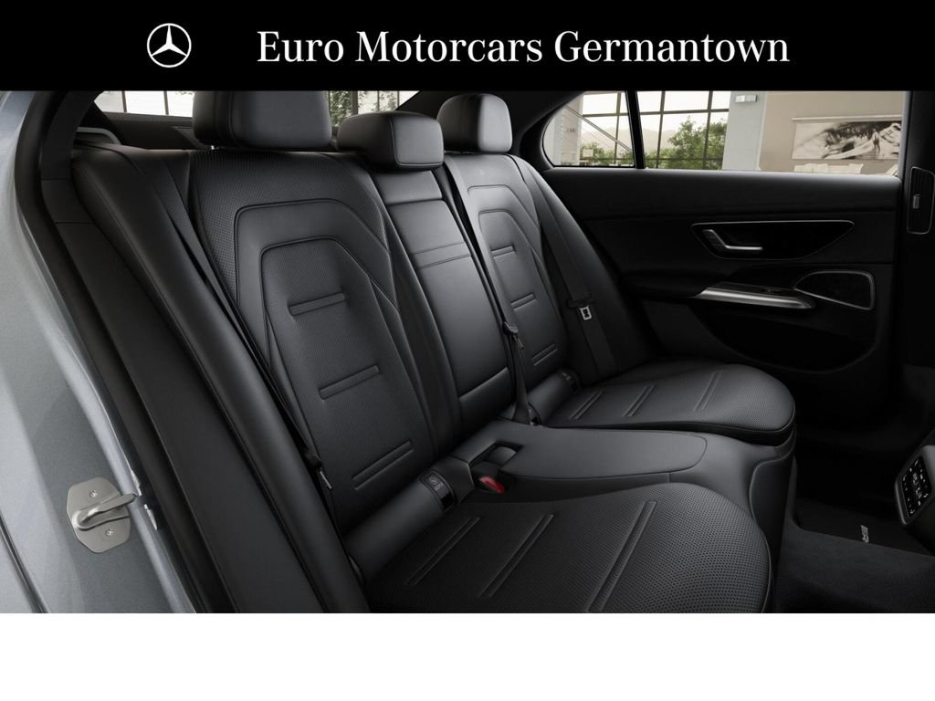 New 2026 Mercedes-Benz E 53 AMG e 4MATIC Sedan image 5
