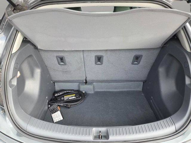 Used 2020 Chevrolet Bolt LT FWD image 15