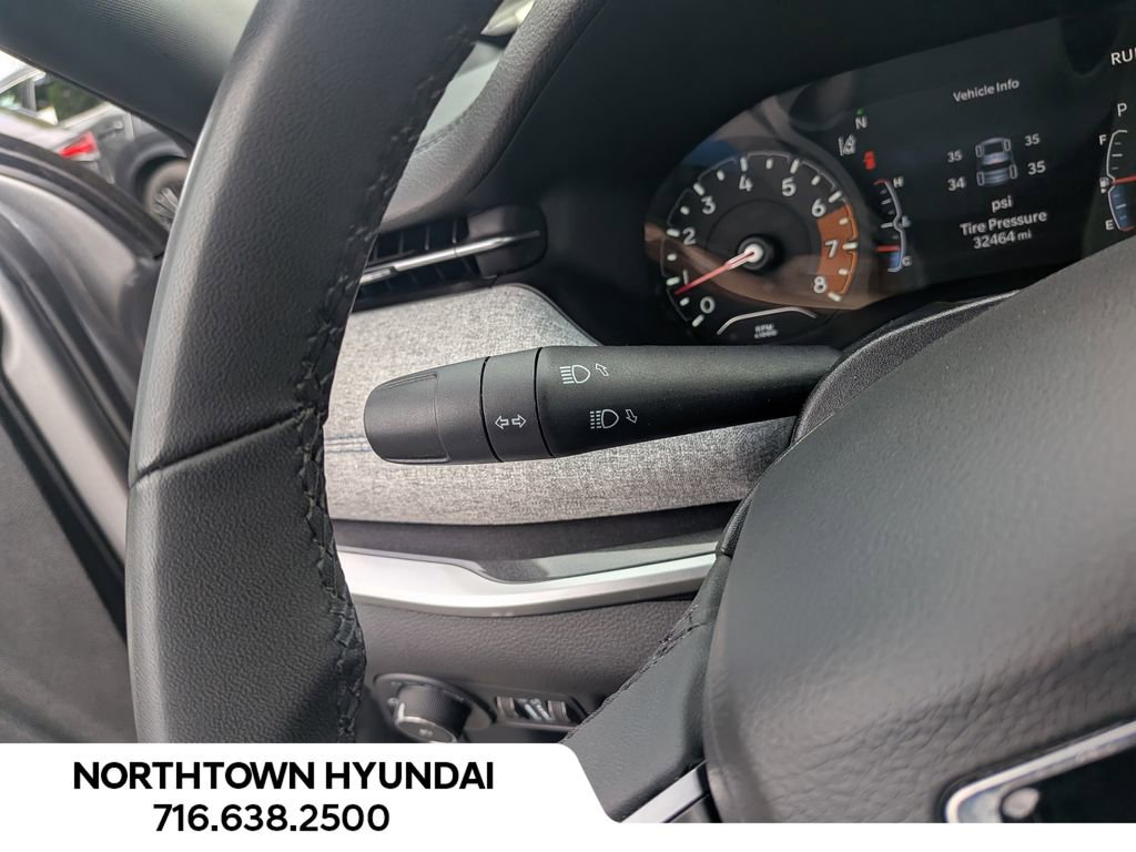 Used 2024 Jeep Compass Latitude image 27