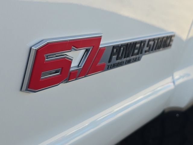 Used 2026 Ford F250 Platinum w/ Platinum Plus Package AWD/4WD image 9