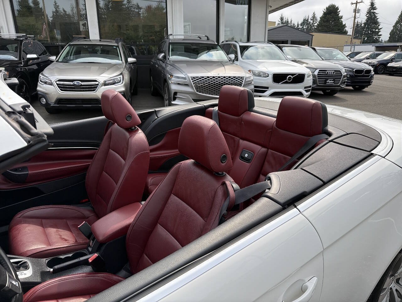 Used 2013 Volkswagen Eos Lux FWD image 35
