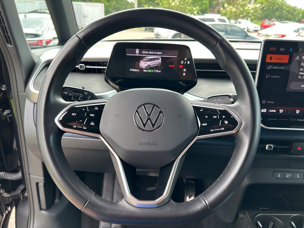 Used 2025 Volkswagen ID. Buzz Pro S RWD image 23