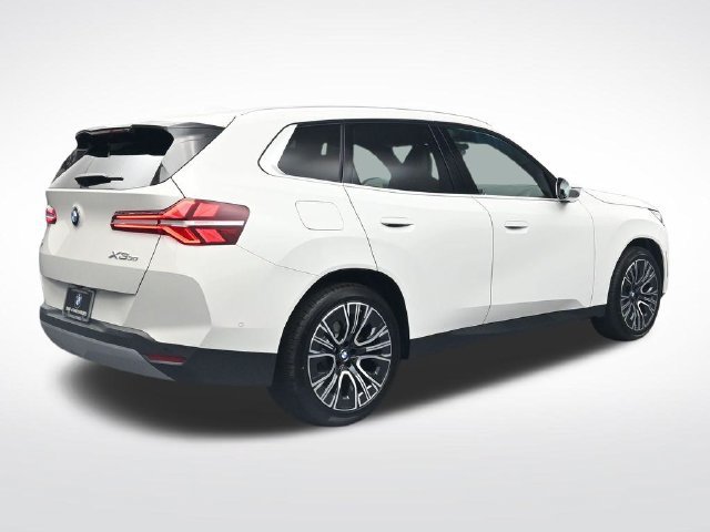 New 2026 BMW X3 xDrive30i w/ Premium Package AWD/4WD image 4