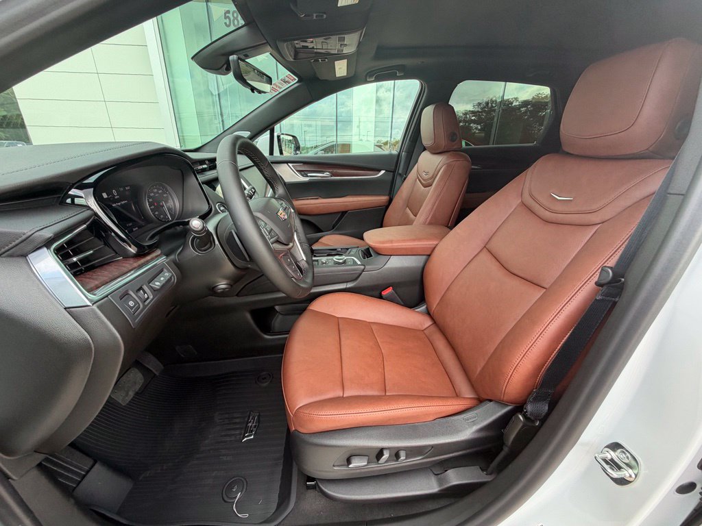 New 2026 Cadillac XT5 Premium Luxury w/ Driver Assist Package AWD/4WD image 13