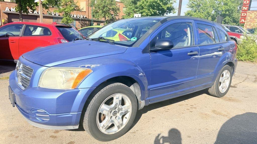 Used 2007 Dodge Caliber SXT FWD image 2