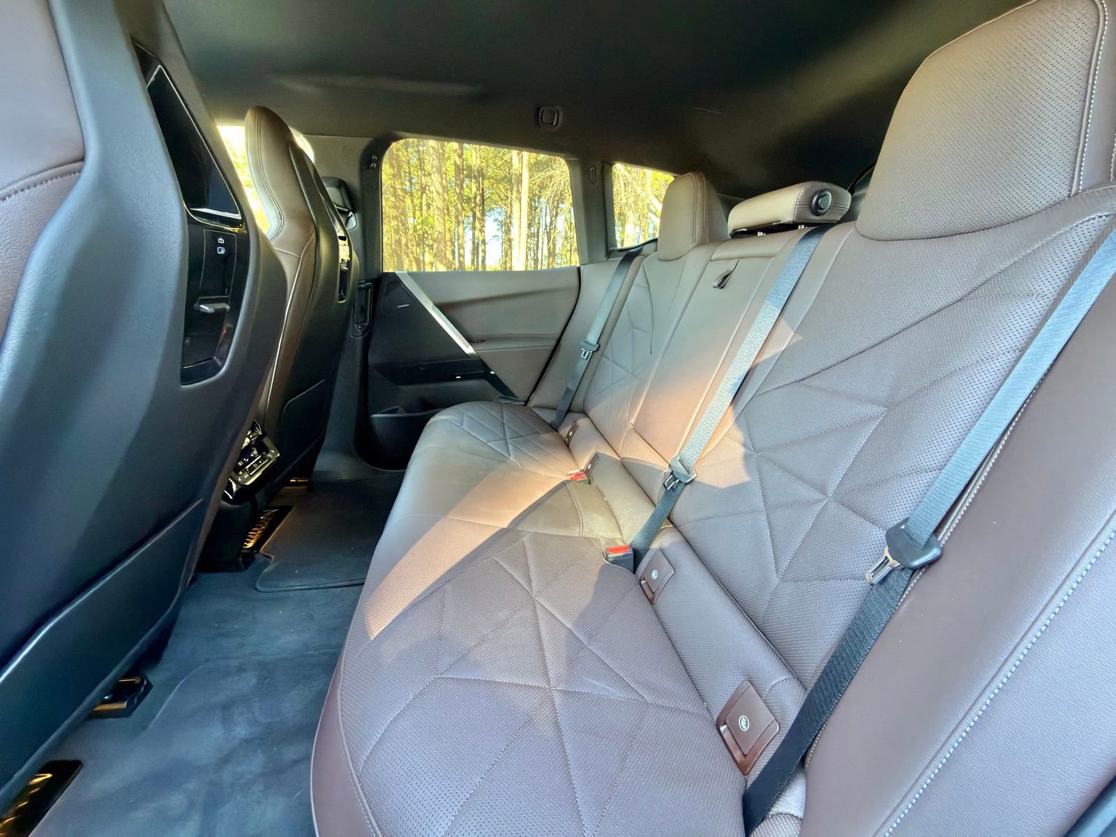 New 2026 BMW iX xDrive45 image 14