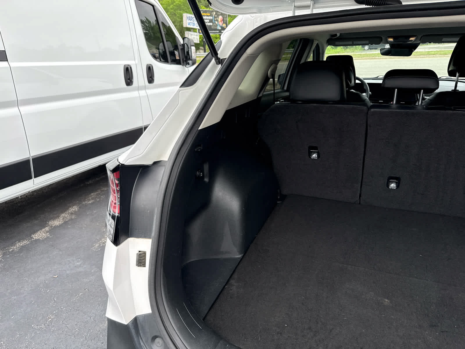 Used 2023 Kia Sportage EX FWD image 29