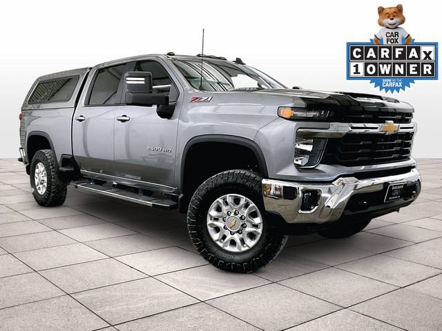 Used 2025 Chevrolet Silverado 2500 LT AWD/4WD image 2
