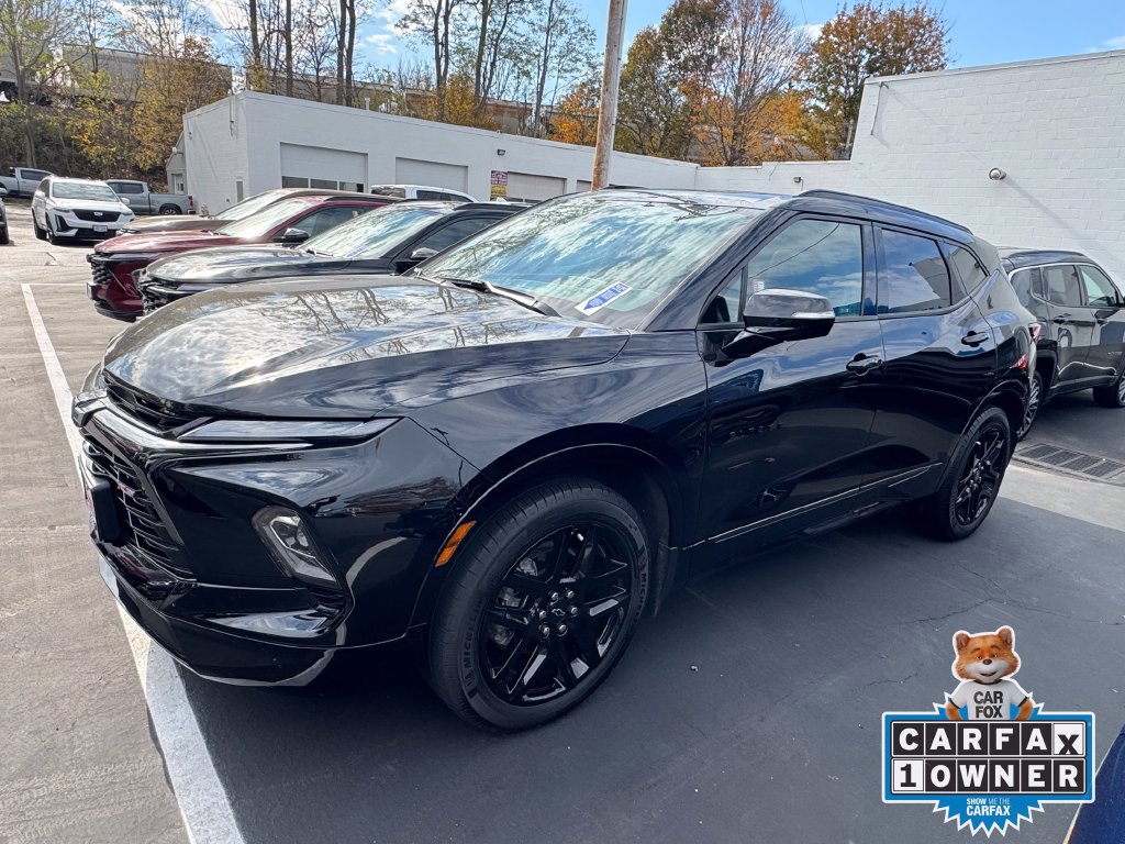 Used 2025 Chevrolet Blazer RS w/ Driver Confidence II Package AWD/4WD image 3