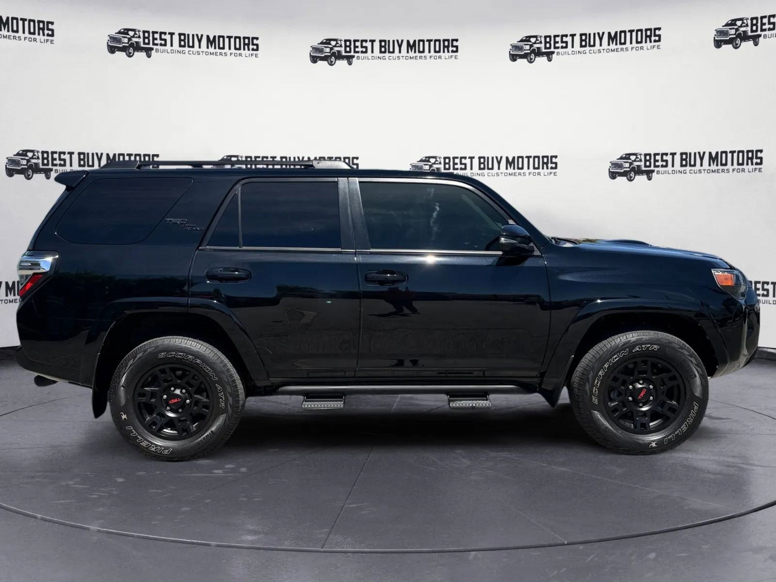 Used 2019 Toyota 4Runner TRD Off-Road Premium AWD/4WD image 9