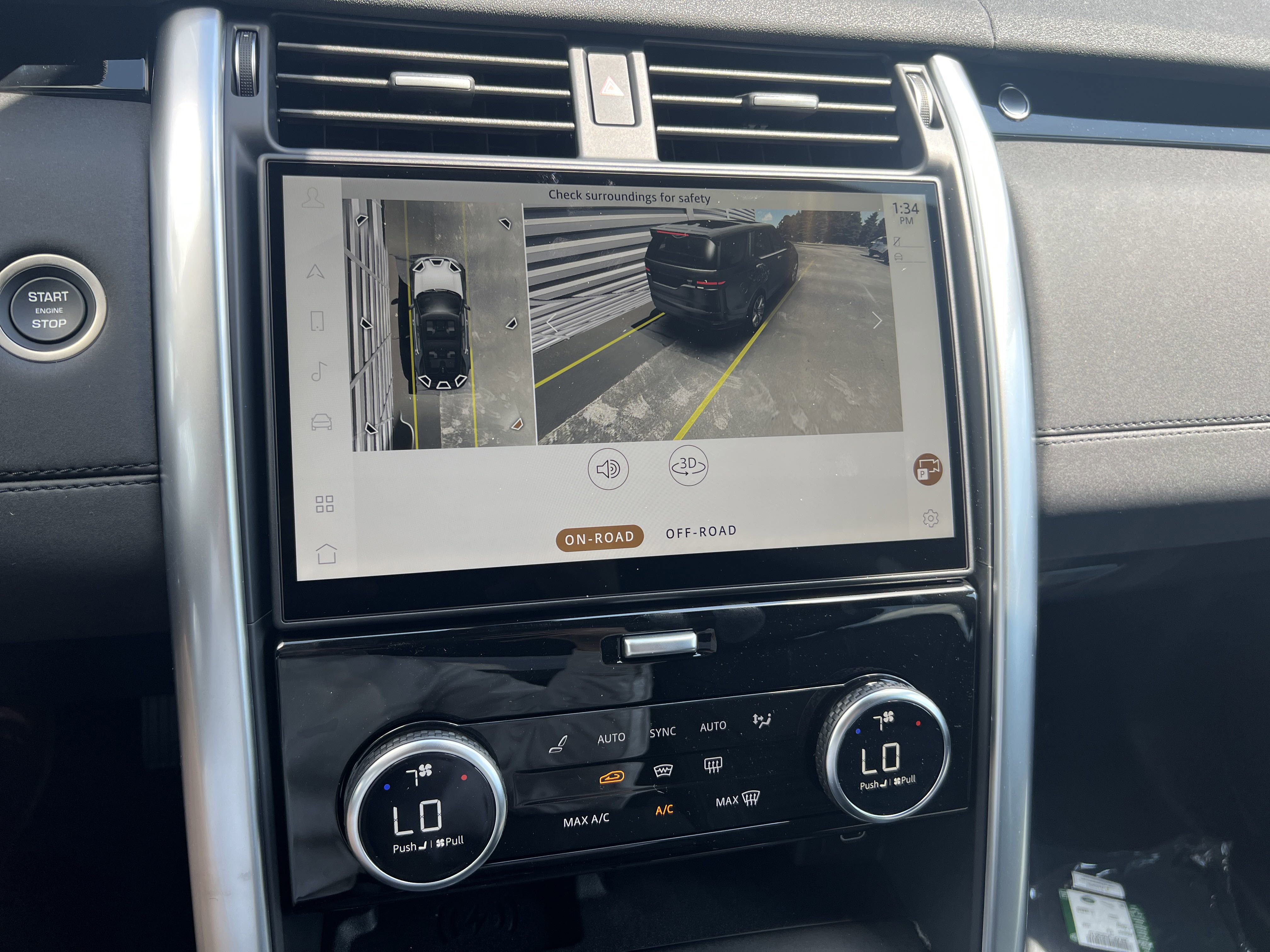 New 2025 Land Rover Discovery S image 22