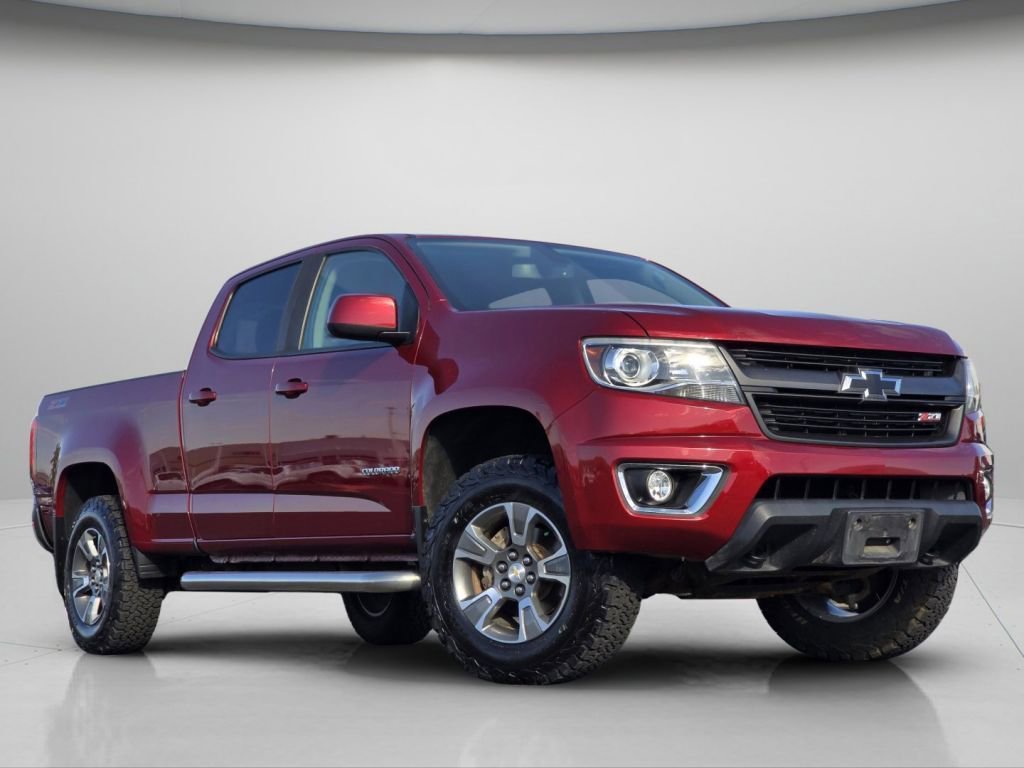 Used 2018 Chevrolet Colorado Z71 AWD/4WD image 2
