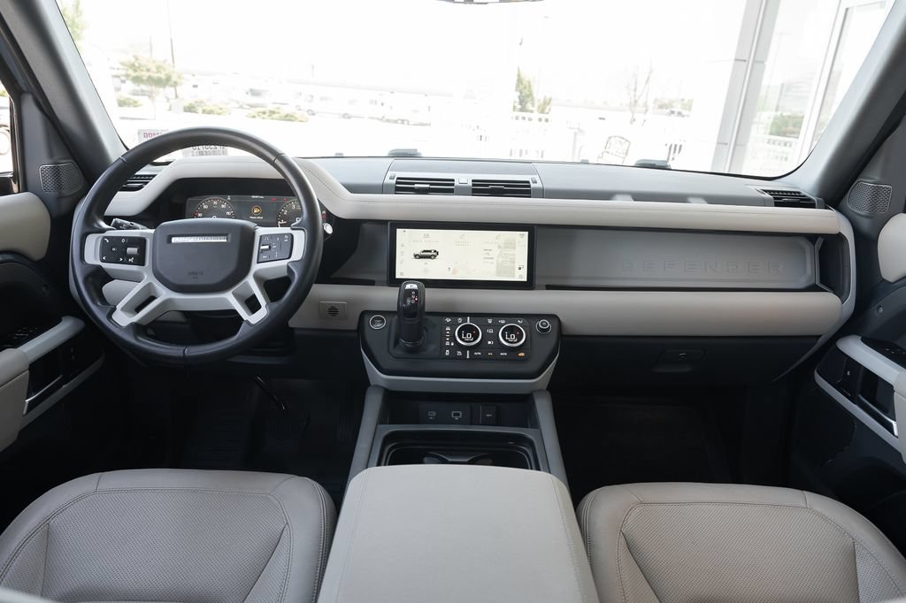 Used 2023 Land Rover Defender 110 S AWD/4WD image 22