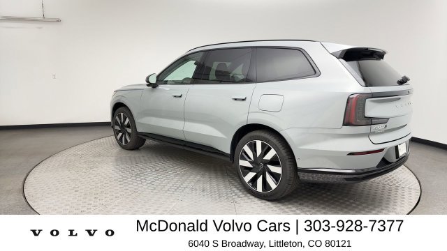 New 2026 Volvo EX90 Plus AWD/4WD image 4