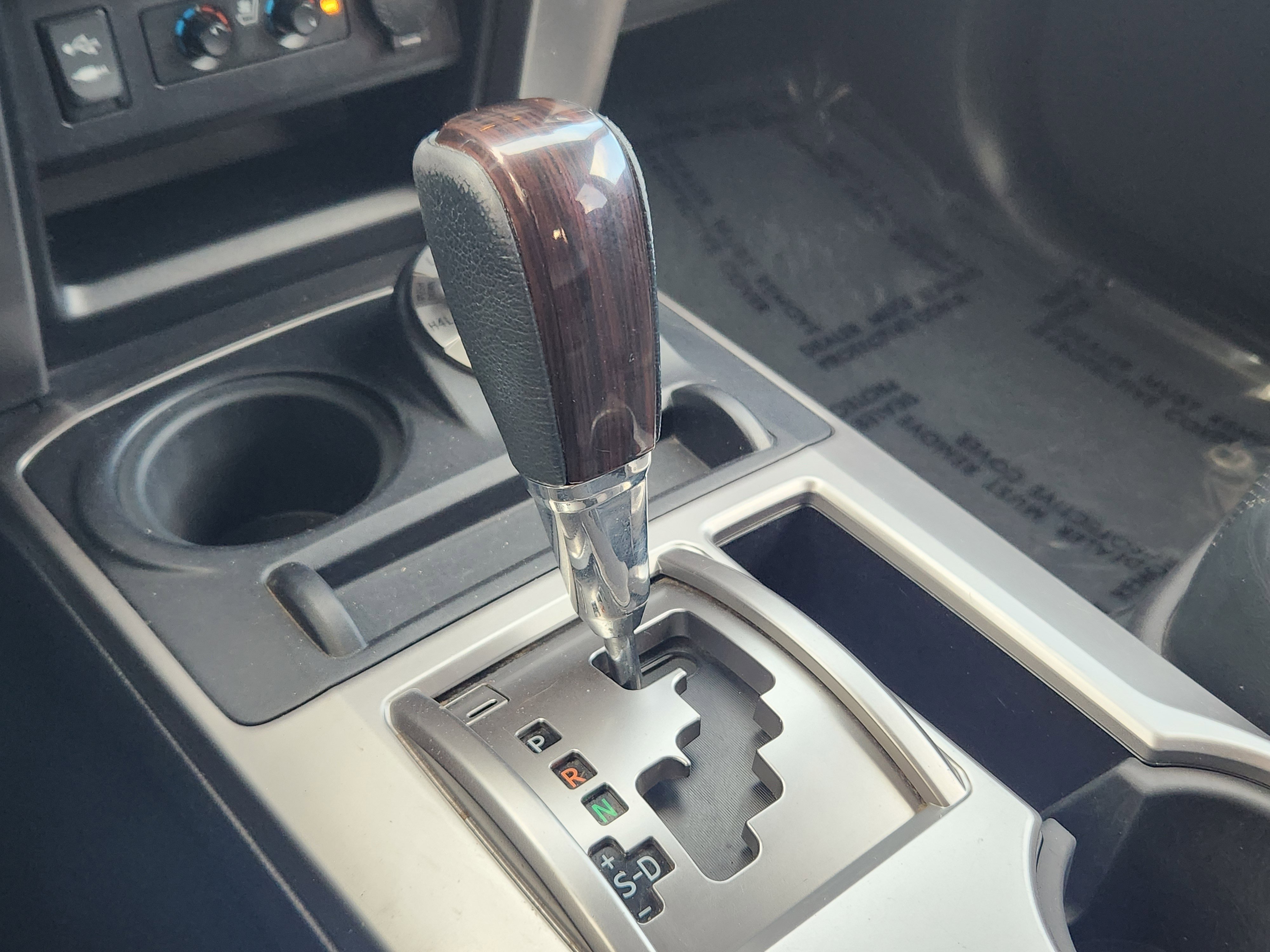 Used 2015 Toyota 4Runner Limited image 11