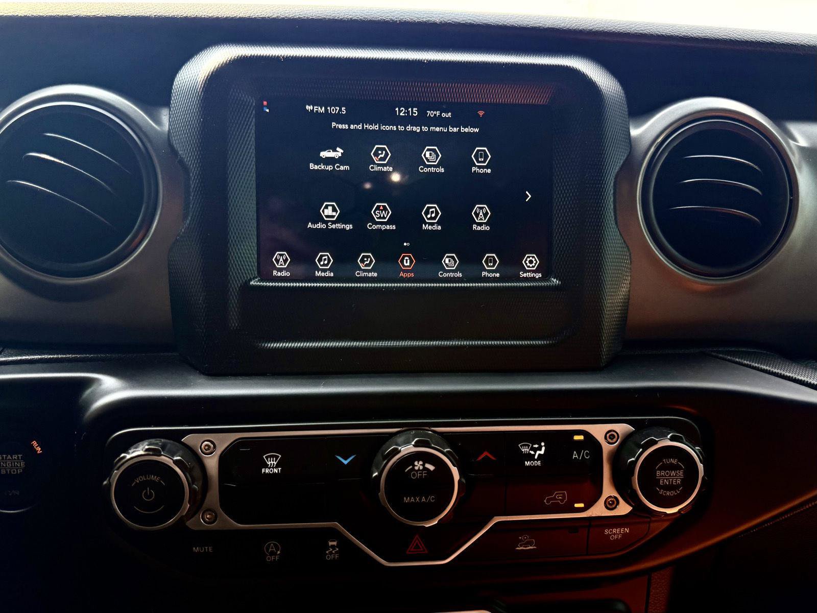 Used 2023 Jeep Gladiator Sport AWD/4WD image 32