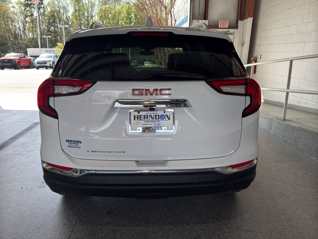 Used 2023 GMC Terrain SLT w/ LPO, Floor Liner Package image 7