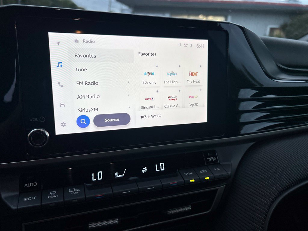 Certified 2025 Toyota Camry SE FWD image 18