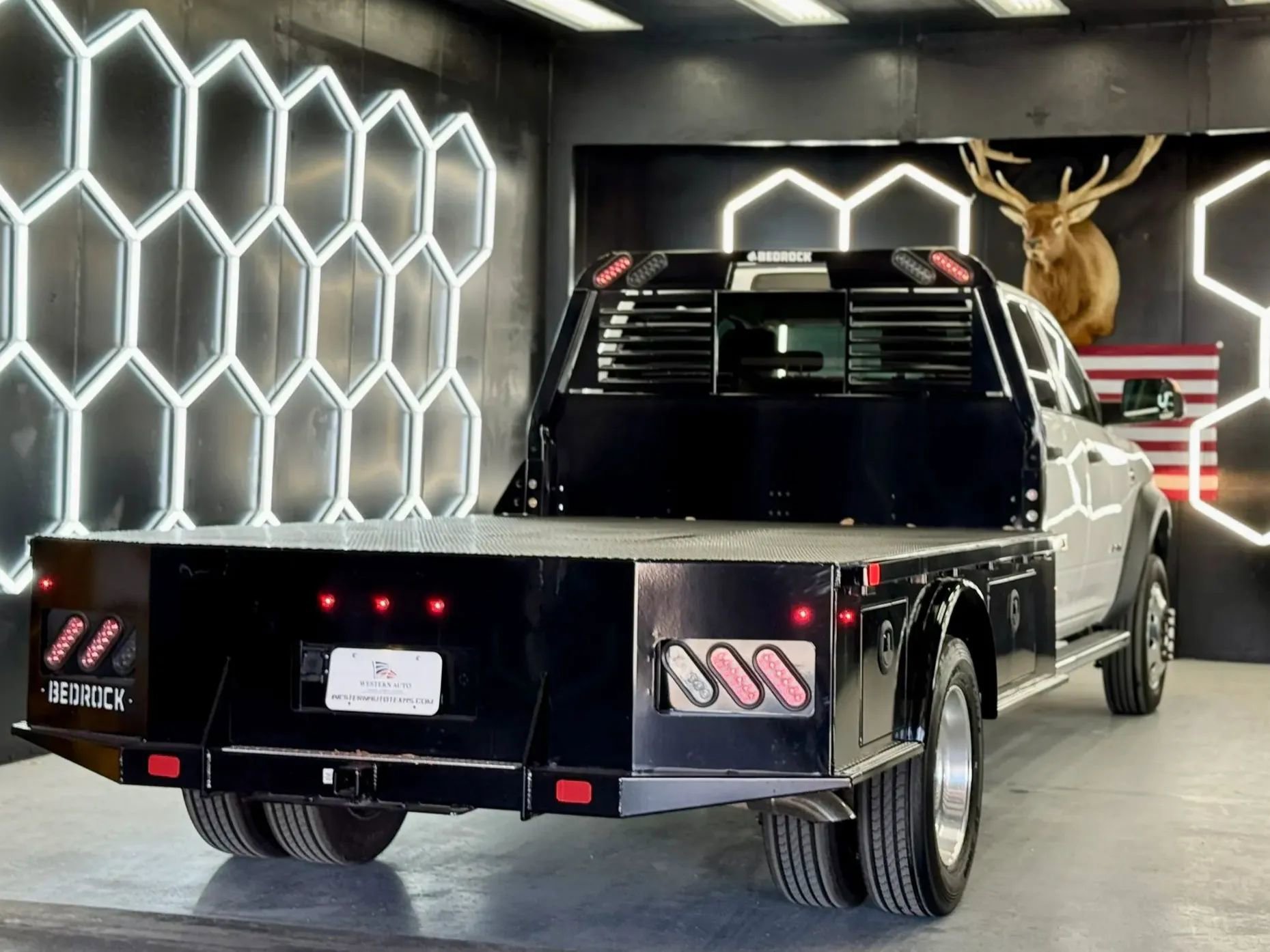 Used 2019 RAM 5500 Tradesman w/ Ambulance Prep Group RWD image 6