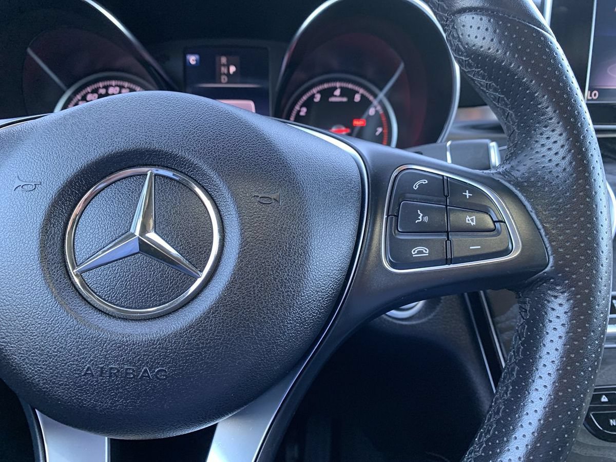 Used 2018 Mercedes-Benz GLC 300 4MATIC image 20