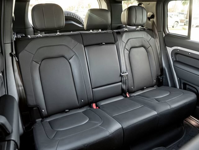 New 2026 Land Rover Defender 110 X AWD/4WD image 30
