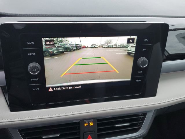 New 2026 Volkswagen Taos SEL image 25