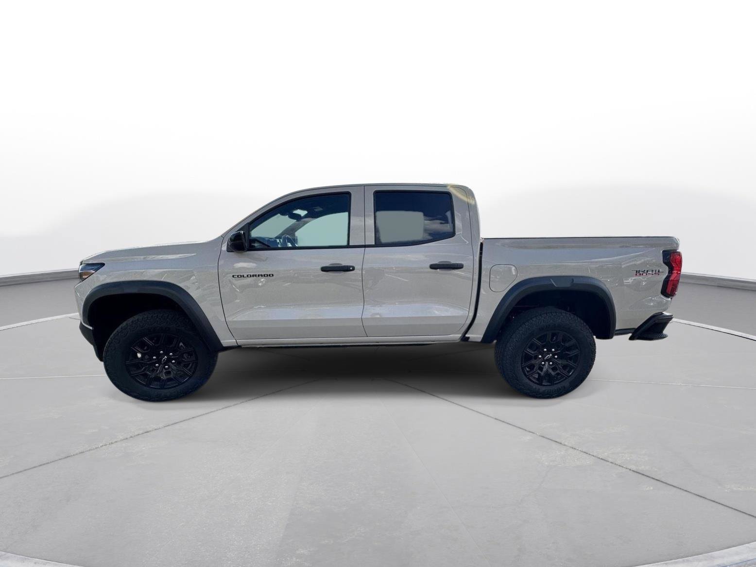 Used 2026 Chevrolet Colorado Trail Boss image 9