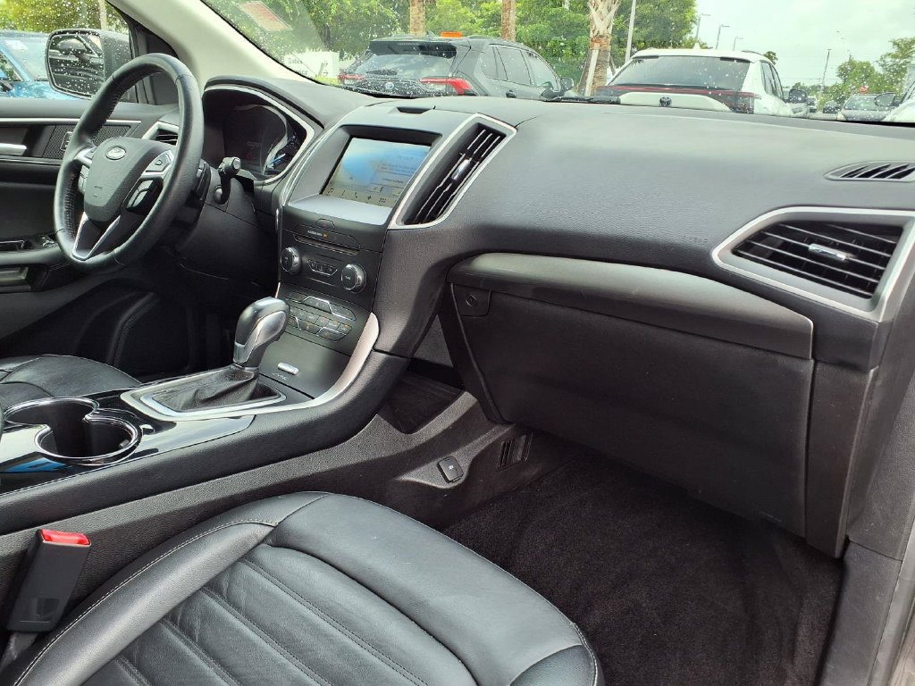 Used 2017 Ford Edge SEL w/ Equipment Group 201A FWD image 13