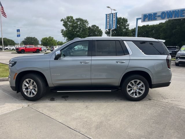 Used 2025 Chevrolet Tahoe Premier RWD image 3