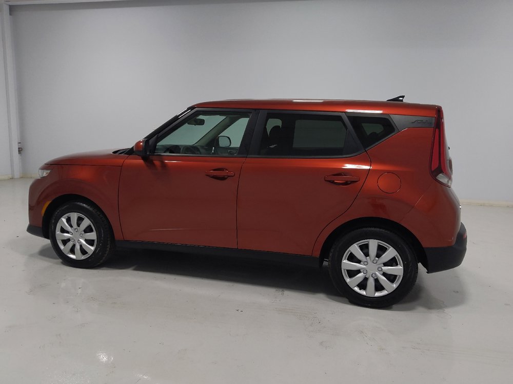 Used 2020 Kia Soul LX image 3