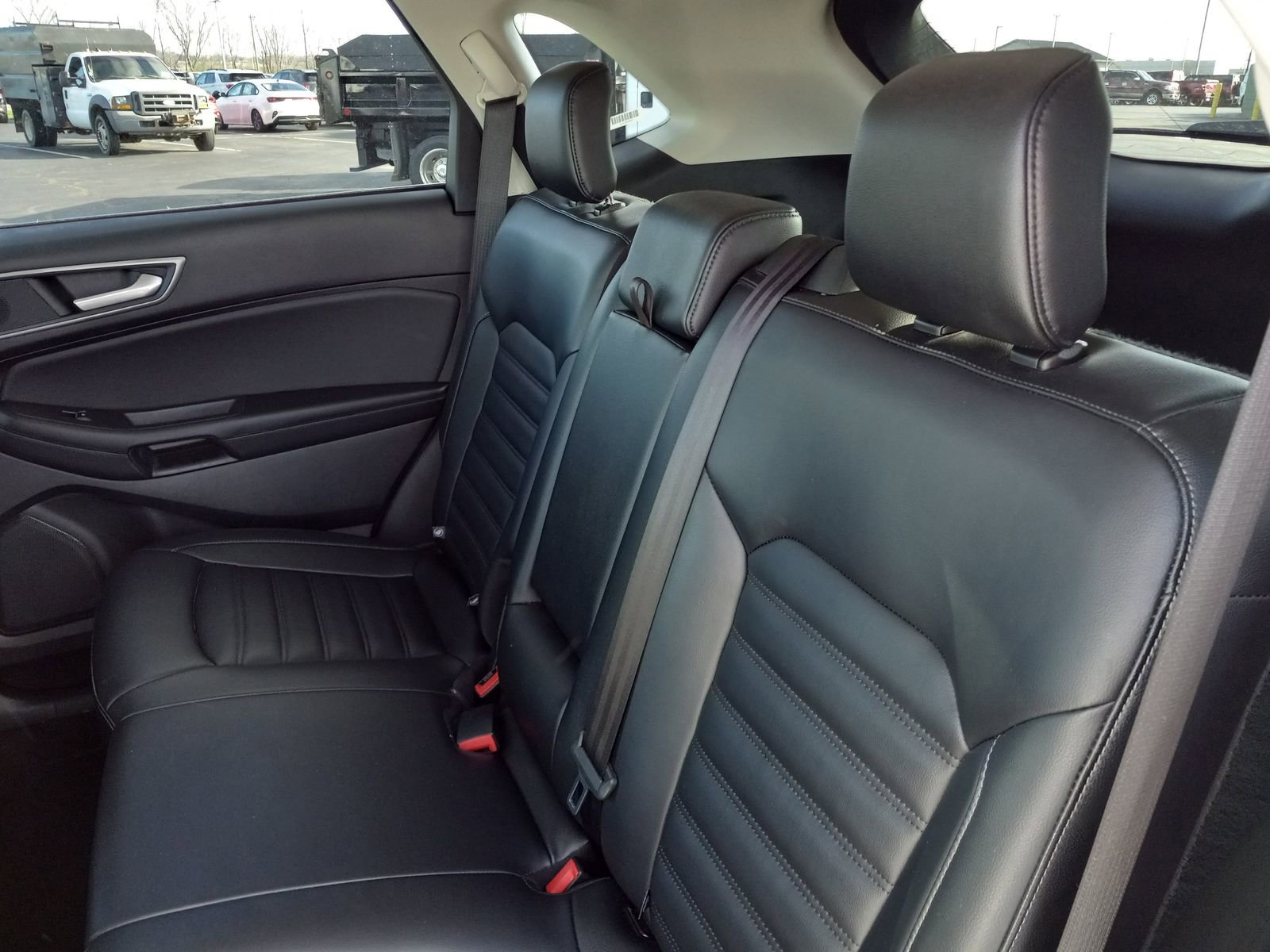 Used 2024 Ford Edge SEL AWD/4WD image 13