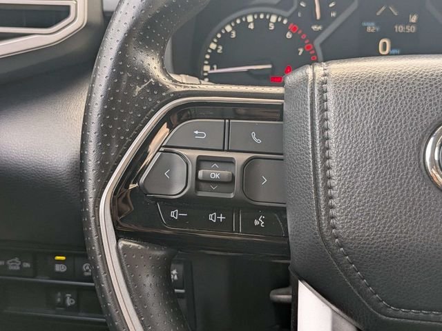Used 2023 Toyota Tundra SR5 w/ SR5 Convenience Package AWD/4WD image 23