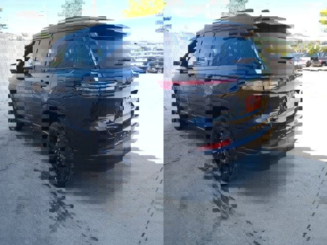 New 2025 Jeep Grand Cherokee L Limited w/ Black Appearance Package image 28